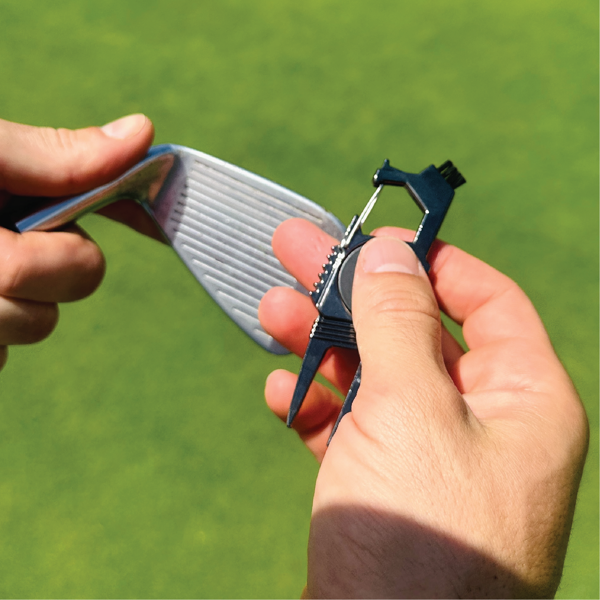 5-in-1 Divot Tool - The Ultimate Golf Companion