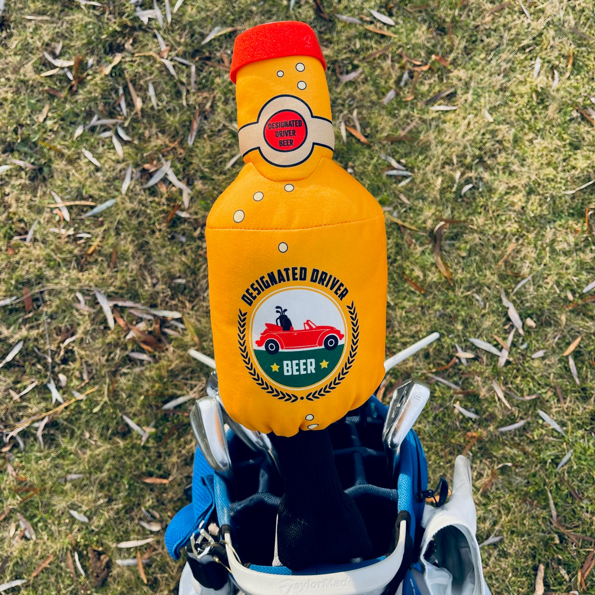 Beer bottle-shaped golf club headcover